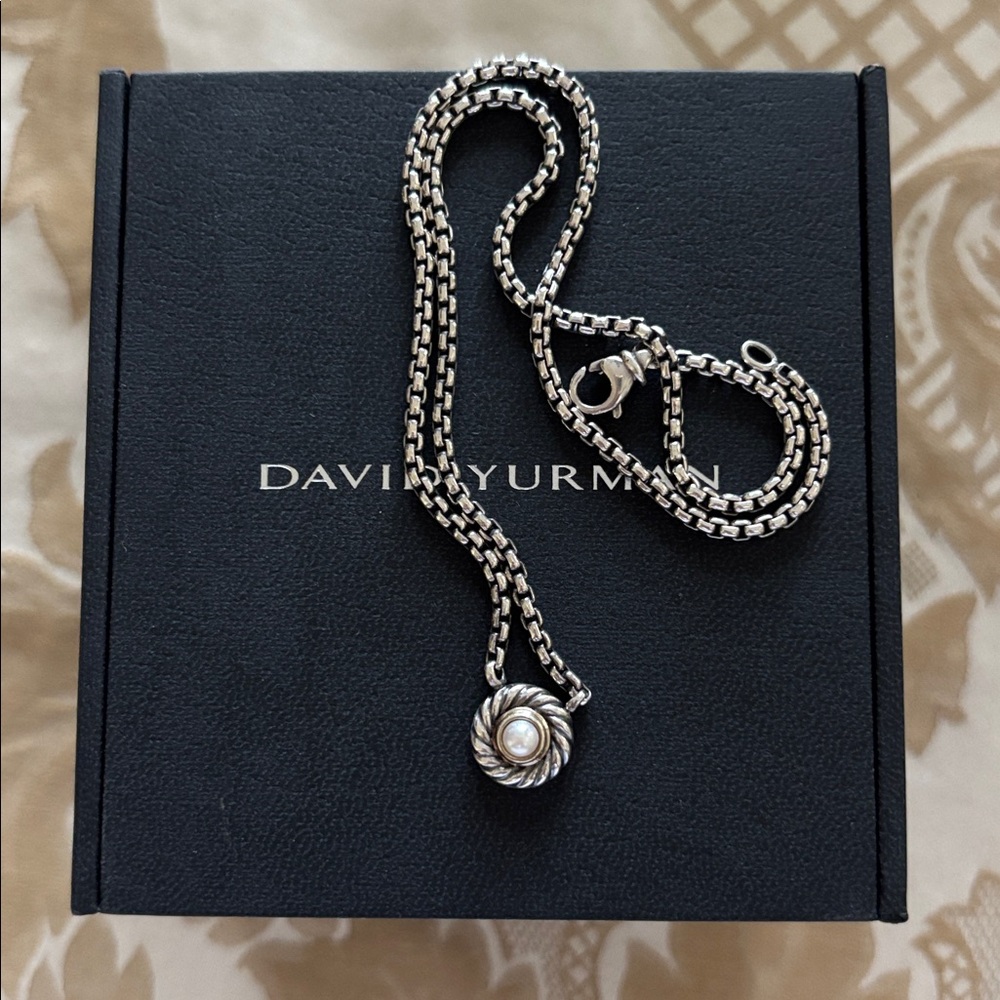 David Yurman Pearl, Sterling and Gold  Cookie Necklace, Rare